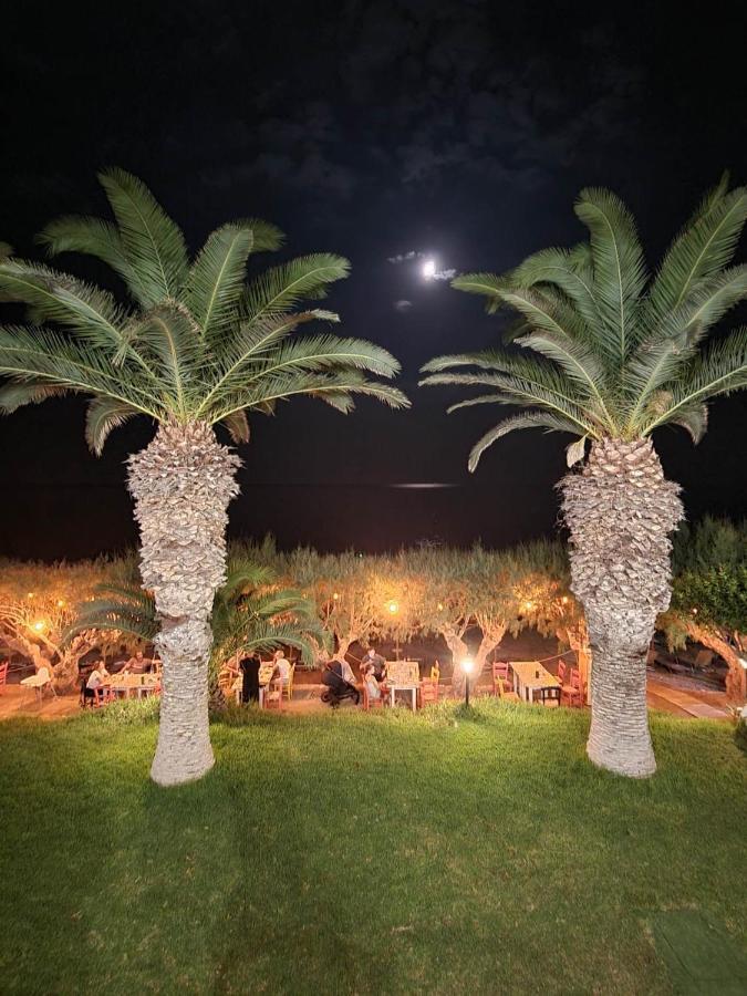 Aparthotel Artemis Makrýgialos Esterno foto