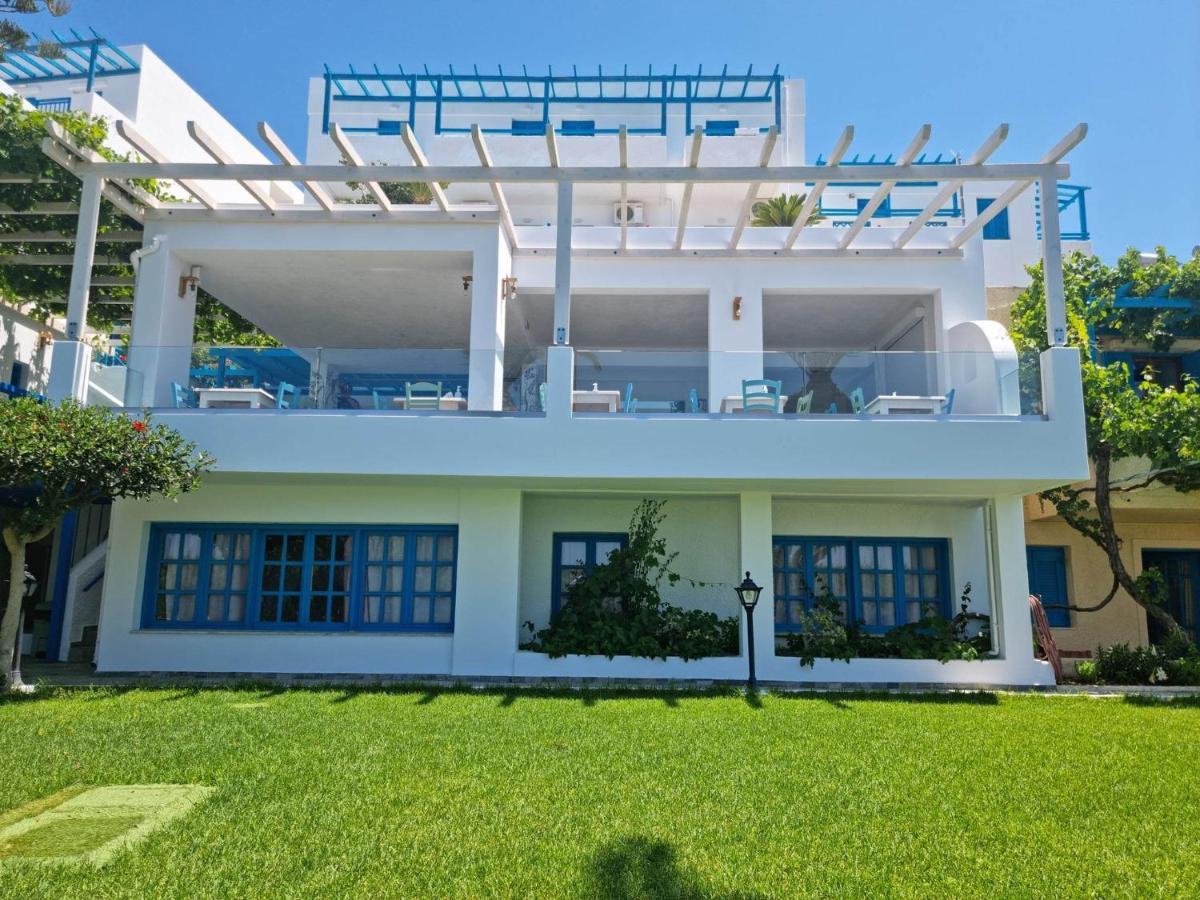 Aparthotel Artemis Makrýgialos Esterno foto
