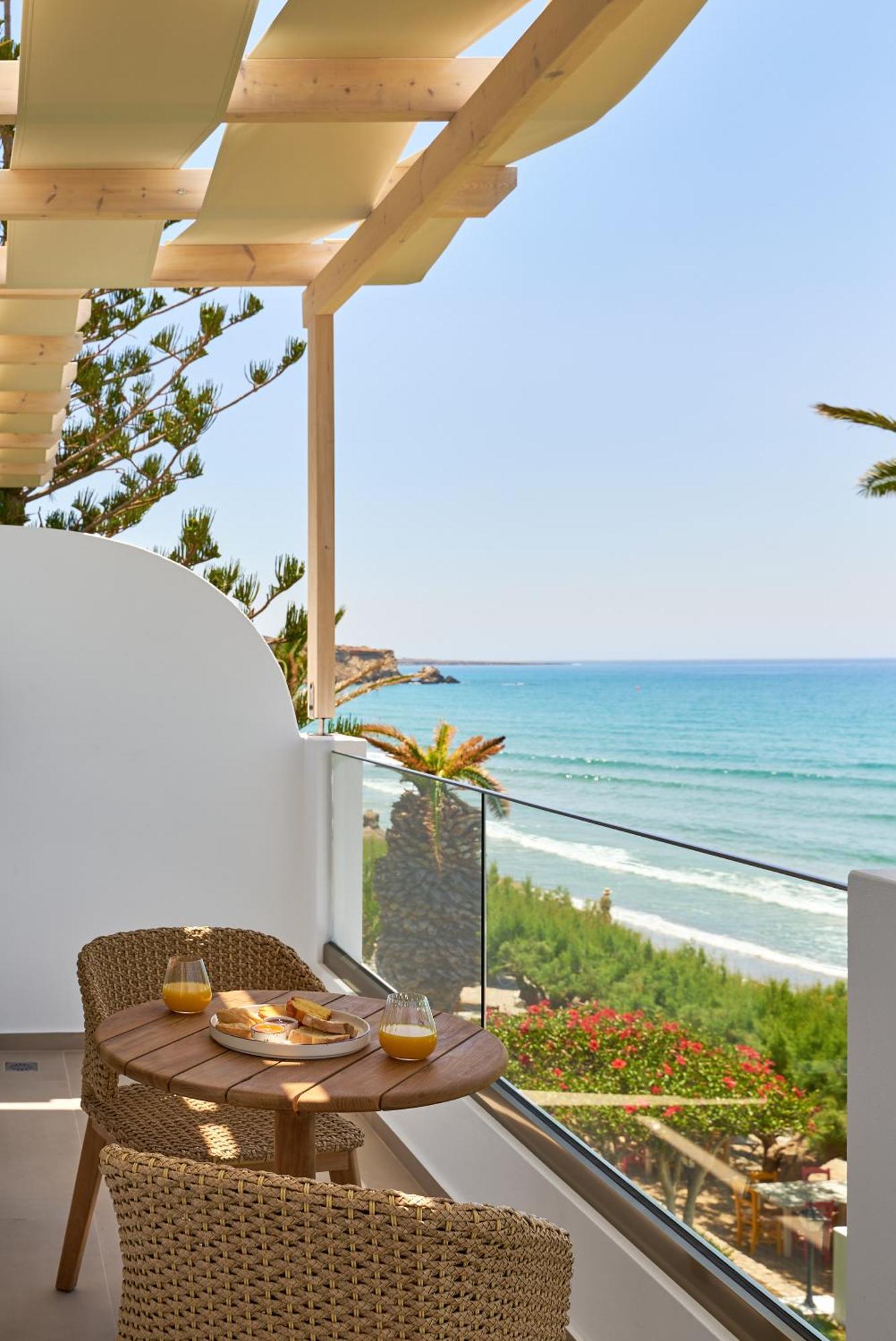 Aparthotel Artemis Makrýgialos Esterno foto