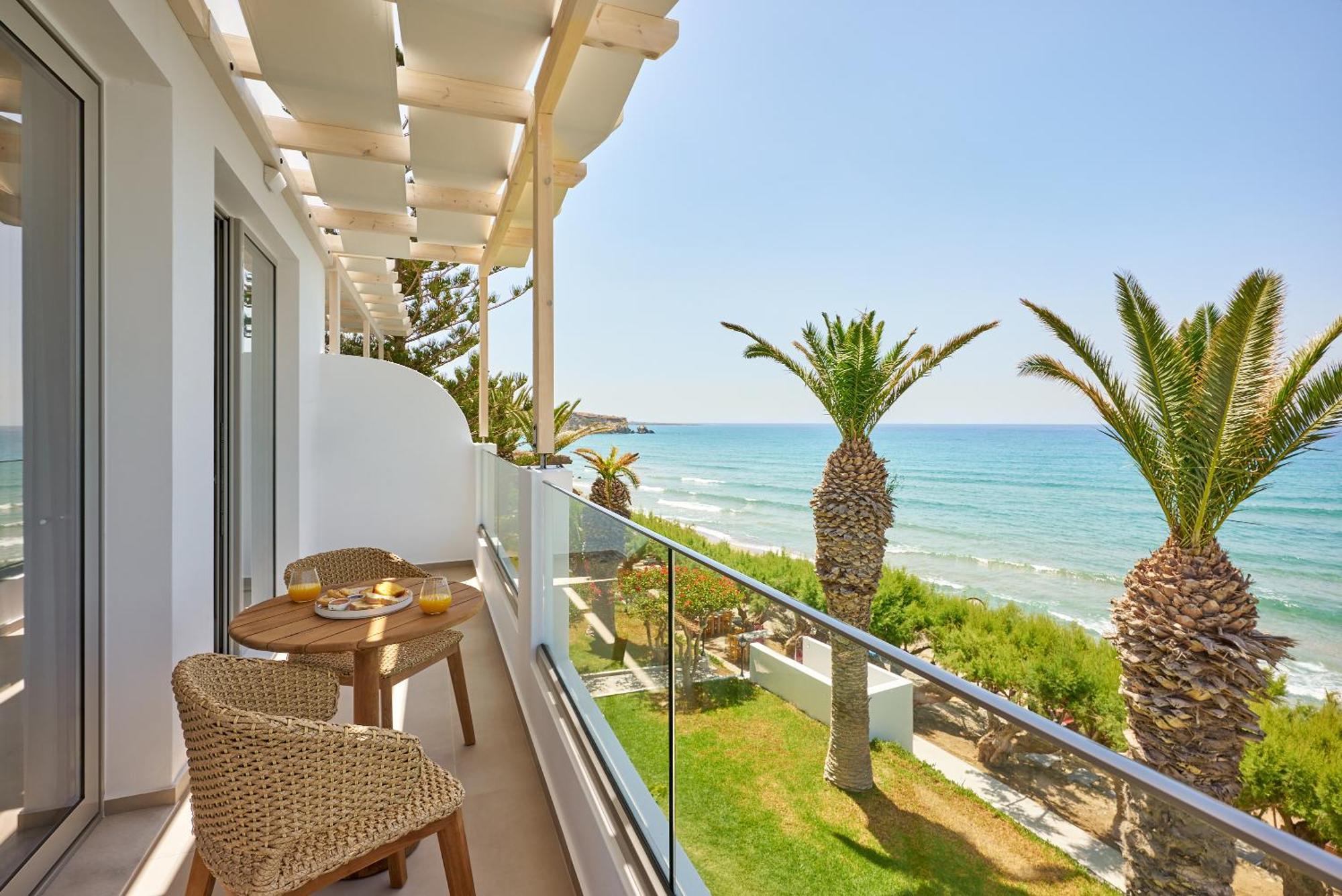 Aparthotel Artemis Makrýgialos Esterno foto